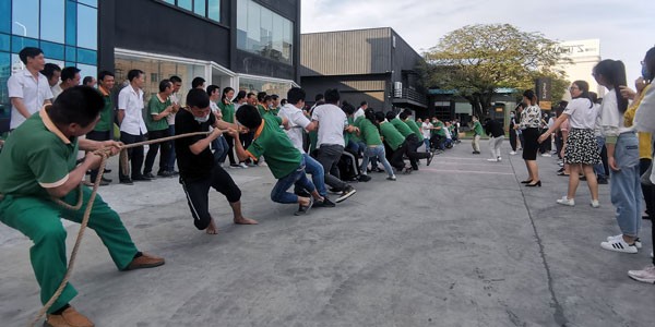 凝聚力量，全員發(fā)力|?，斒宿k公家具的勞動節(jié)很給力！
